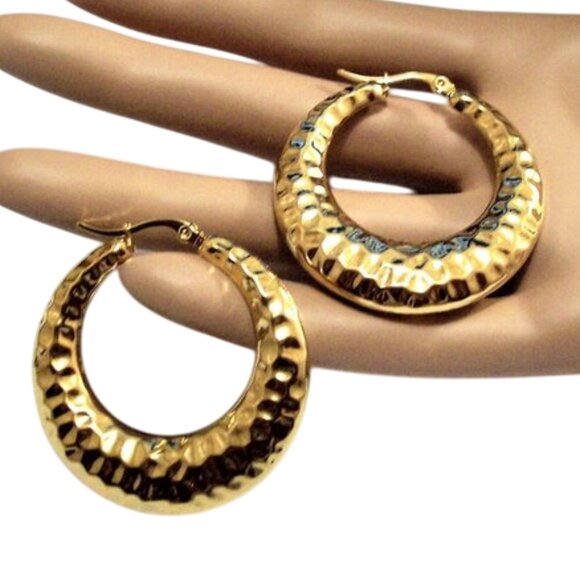 24K Gold Plated Hammered Hoop Pierced Post Earrings 43mm Oval Graduated Textured - Picture 13 of 15